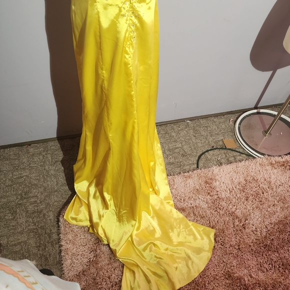 Karishma Yellow embellished maxi sleeveless dress size 12 - Picture 6 of 10